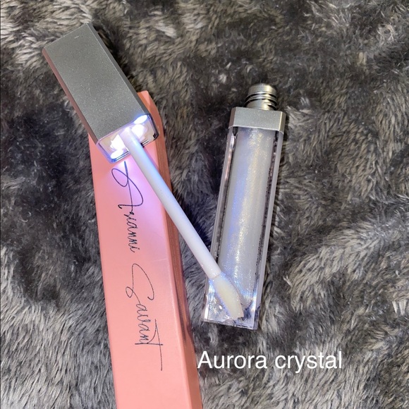 ( 4 ) Lipgloss W/LED light and mirror - Picture 7 of 12